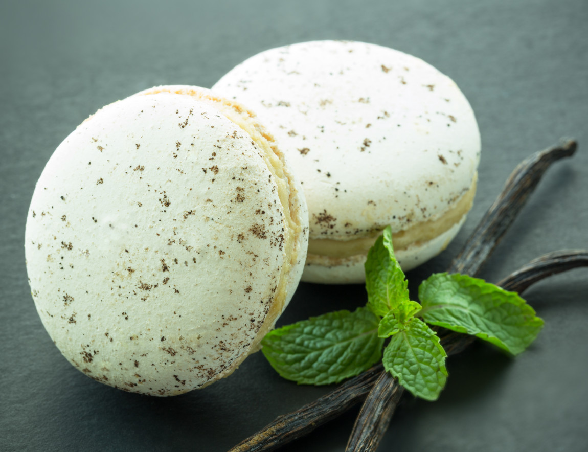 Image de l'accord met et rhum : Macaron à la vanille fourré au foie gras